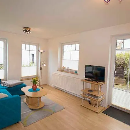 Ruegen 126 بيت للعطل